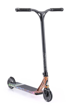 Blunt Prodigy S7 Stunt Scooter scratch 1