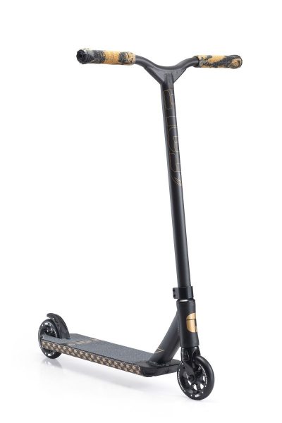 Blunt Colt S4 Stunt Scooter schwarz 1