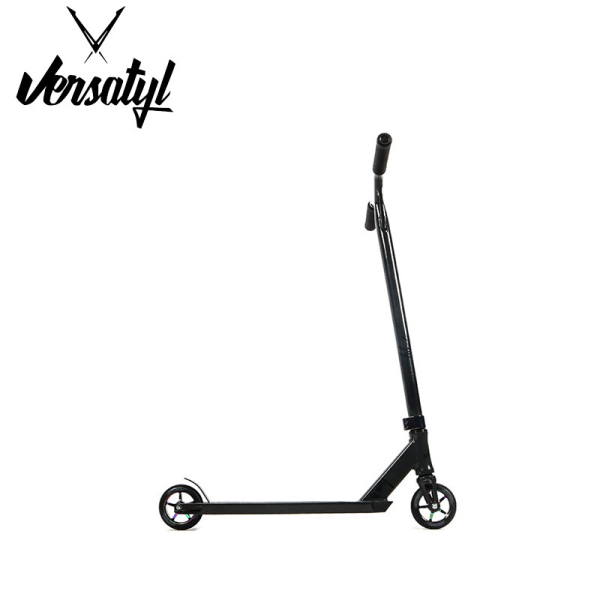 Versatyl Bloody Mary Scooter - neochrome 2